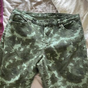 New Directions Green Camouflage Skinny Jeans